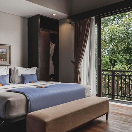 Canggu Circle Villa By Ini Vie Hospitality Экстерьер фото