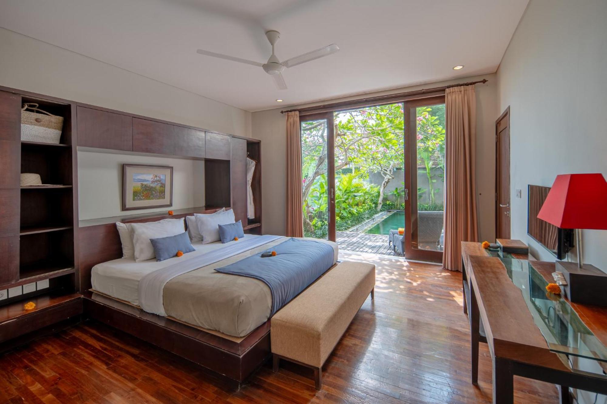 Canggu Circle Villa By Ini Vie Hospitality Экстерьер фото